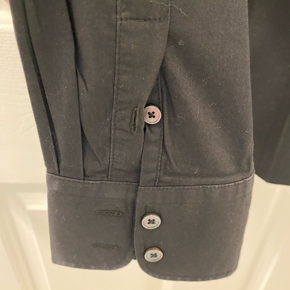 Talbots black button down. Size 8p. - Picture 4 of 6